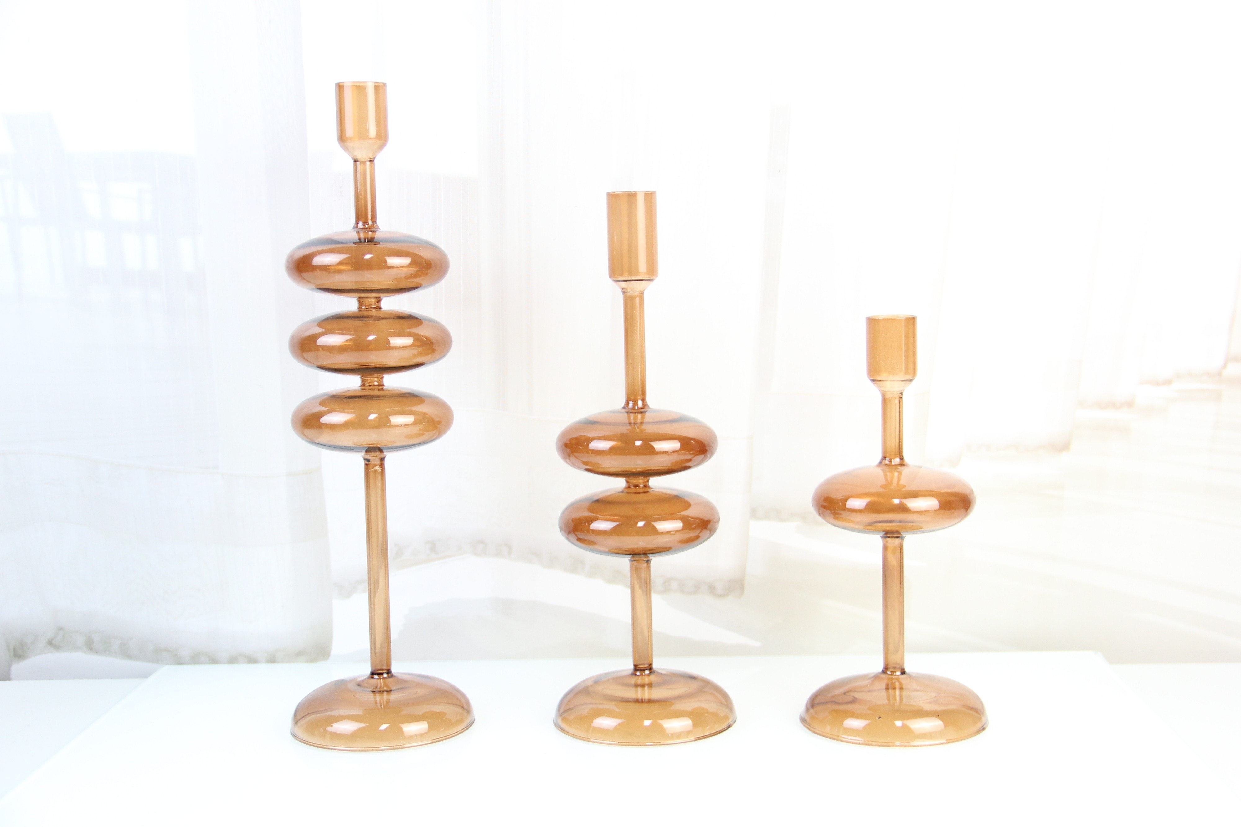 琥珀色玻璃烛台