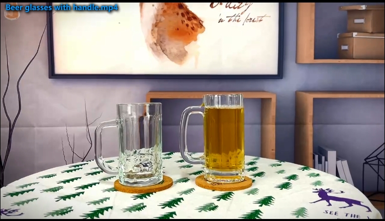 Beer glasses with handle