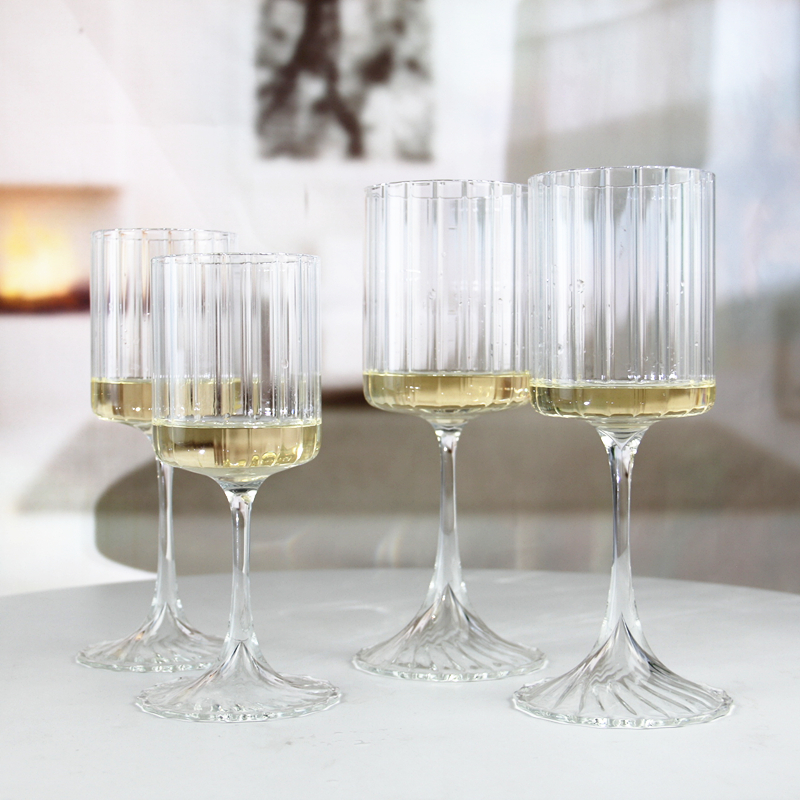 Vertical stripe champagne and wine glasses HJB1340