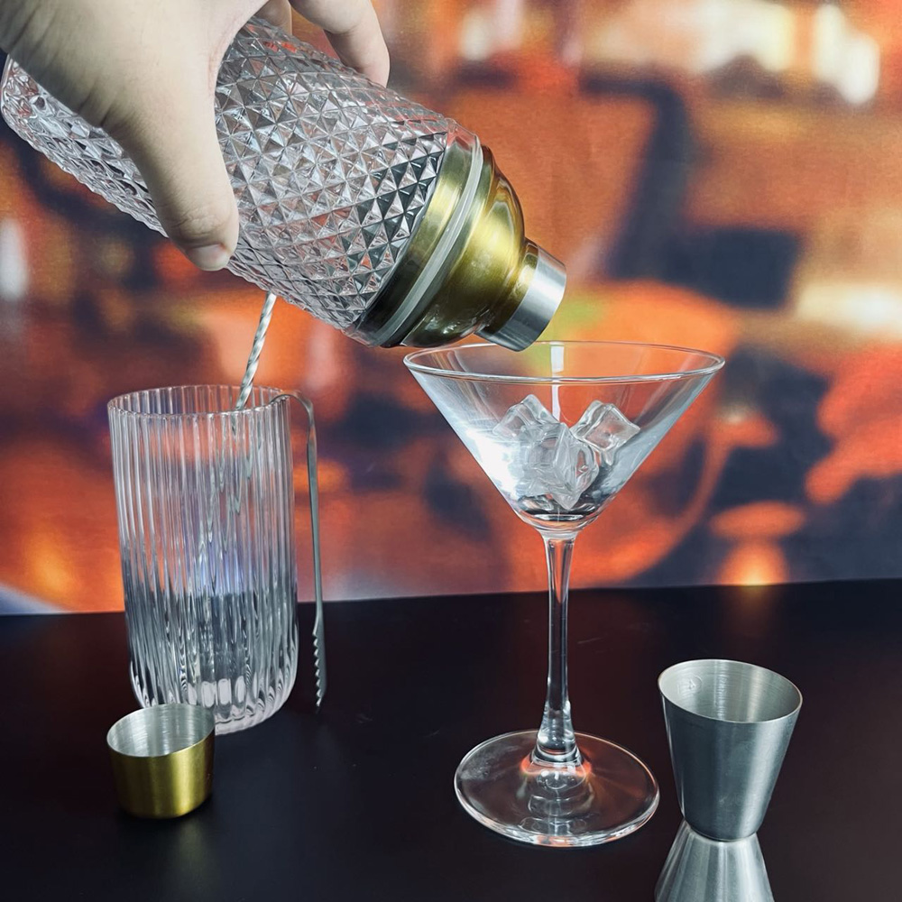 Steel lid transparent glass boston cocktail shakers WG248
