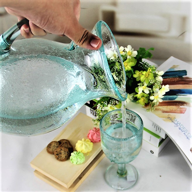 Recycled wine glass with bubble crystal glass QJC010