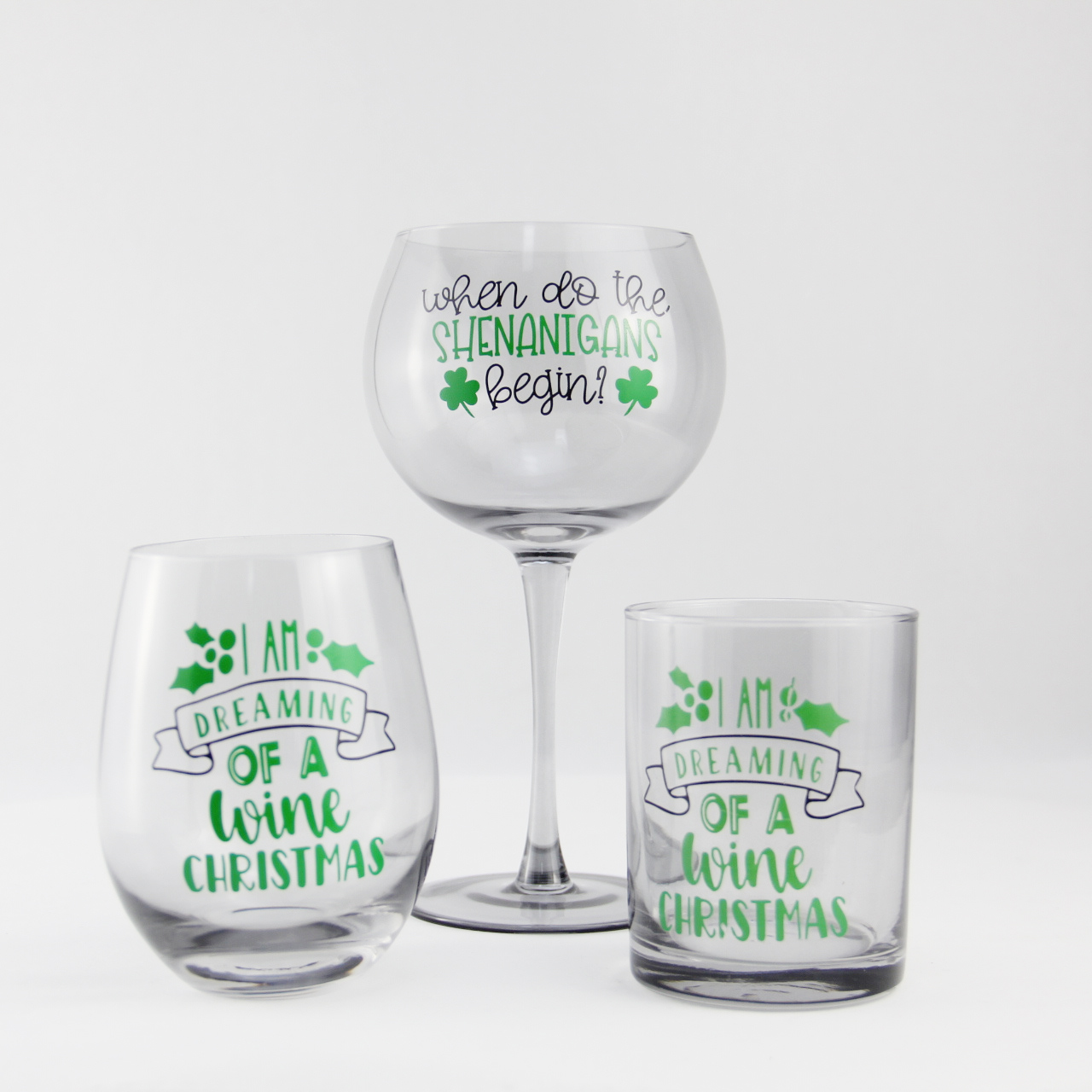 Handblown colored wine glass with wedding CXW1858