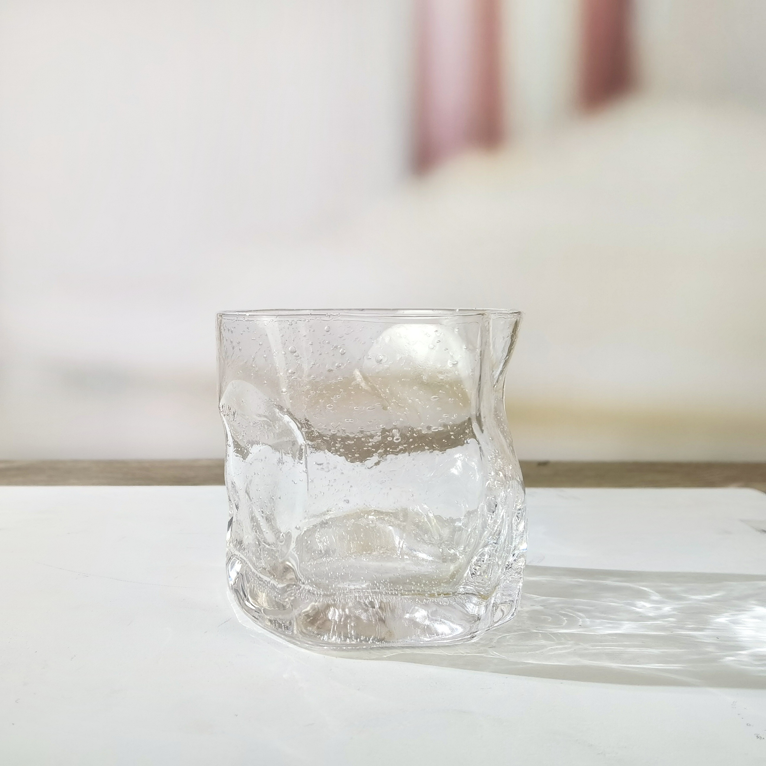 Unique Hammered Crystal Whiskey Glass with Gold Rim CXW1443