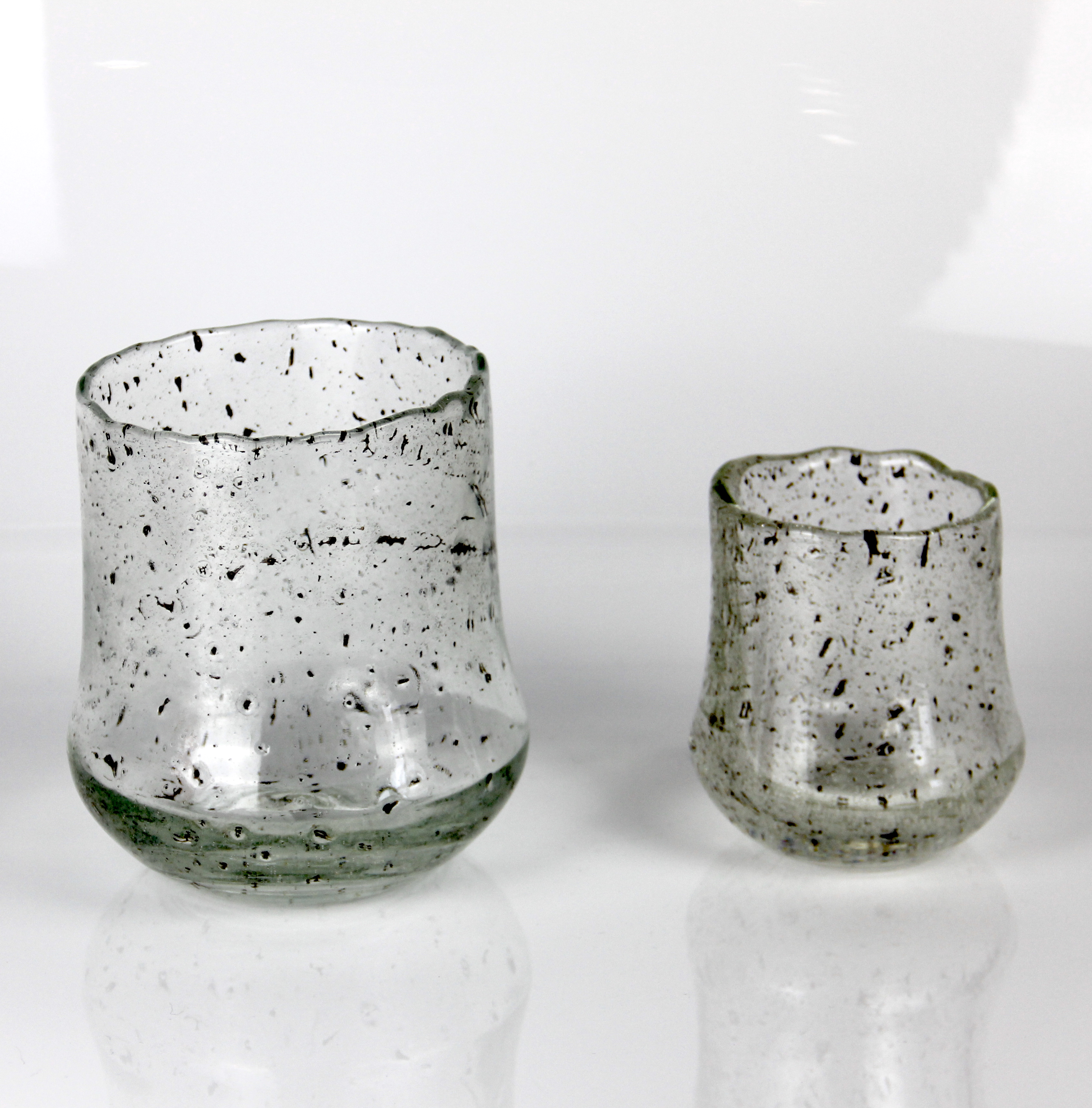 Vintage Recycled Dirty Green Flower Glass Bud Vase for Home Decor HP503