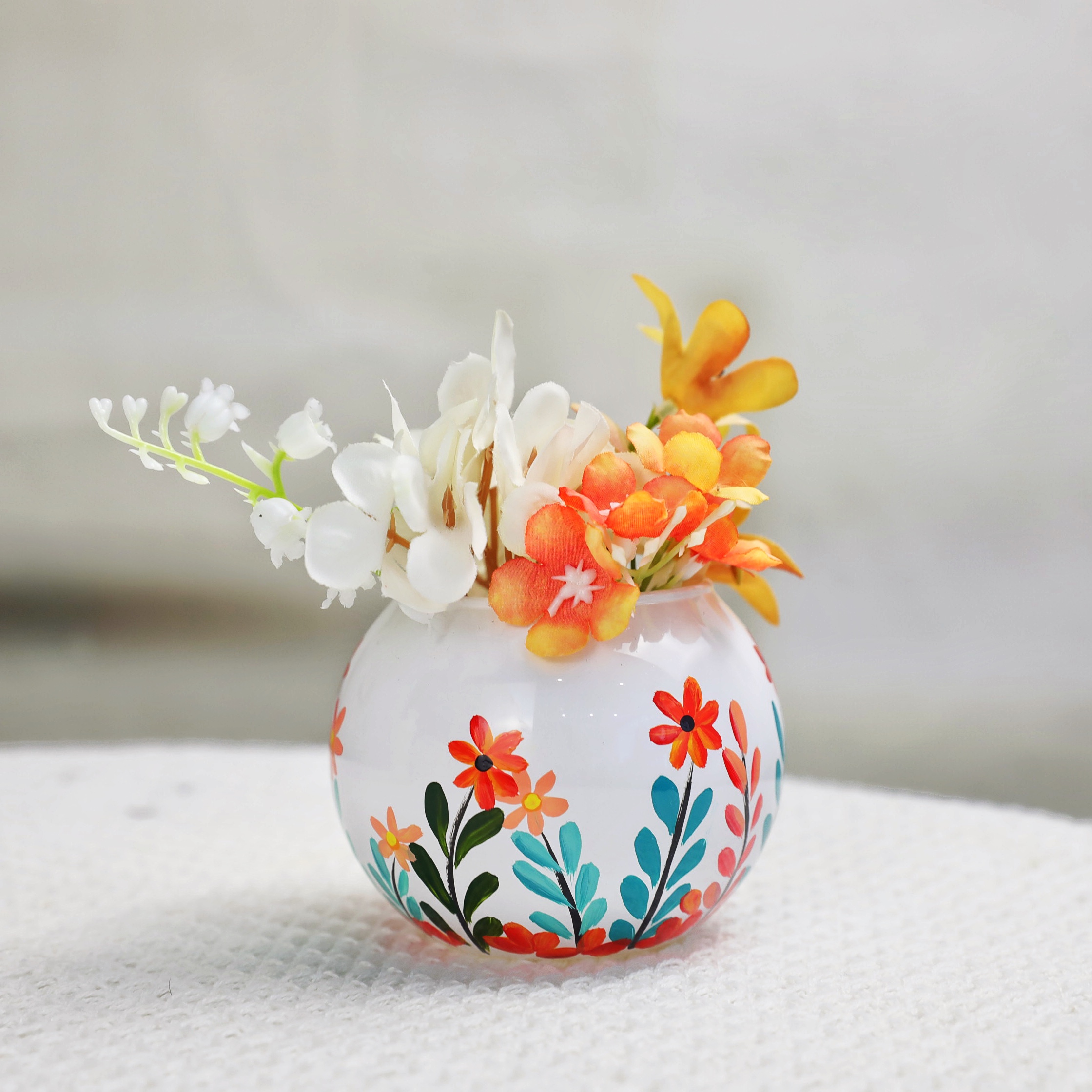 Hand-Painted Small Glass Vase for Wedding Tabletop Decoration GZ2412