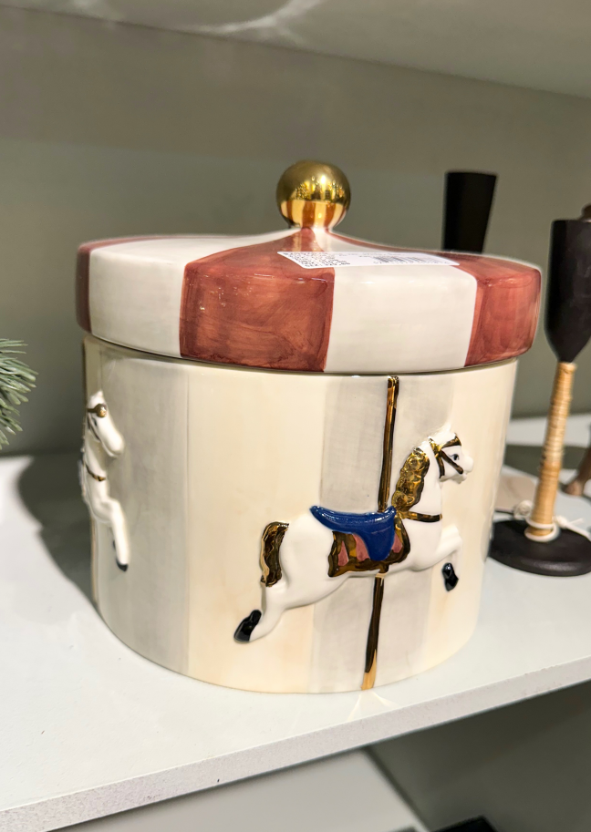 Christmas-style Circus Mug.png