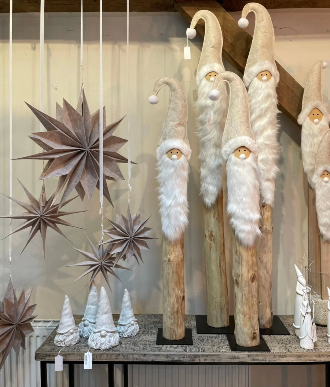 Christmas home decorations.png