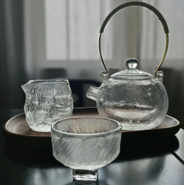 High borosilicate glass tea set.png