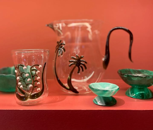 Drinking glasses.png