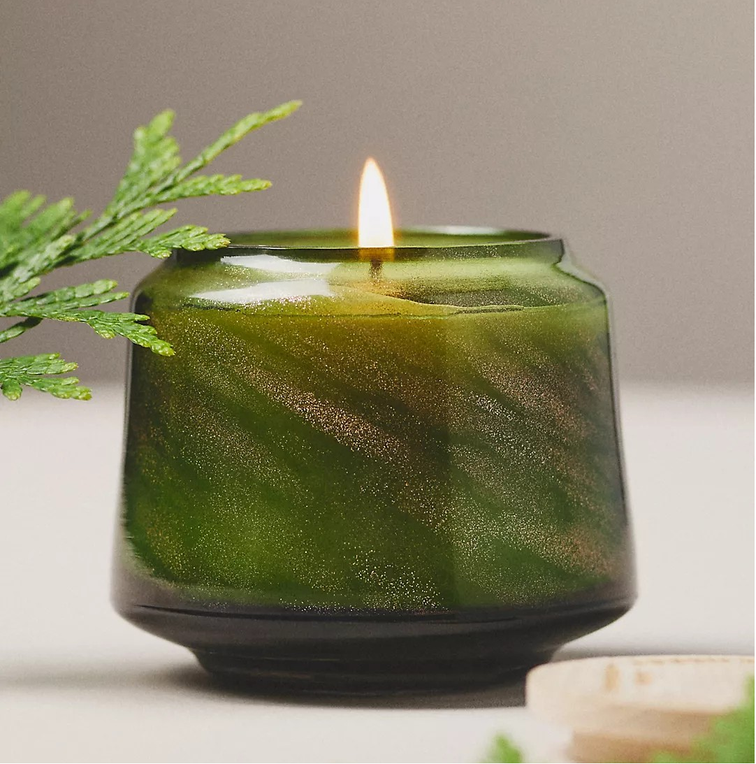 Moss Green glass candle.png