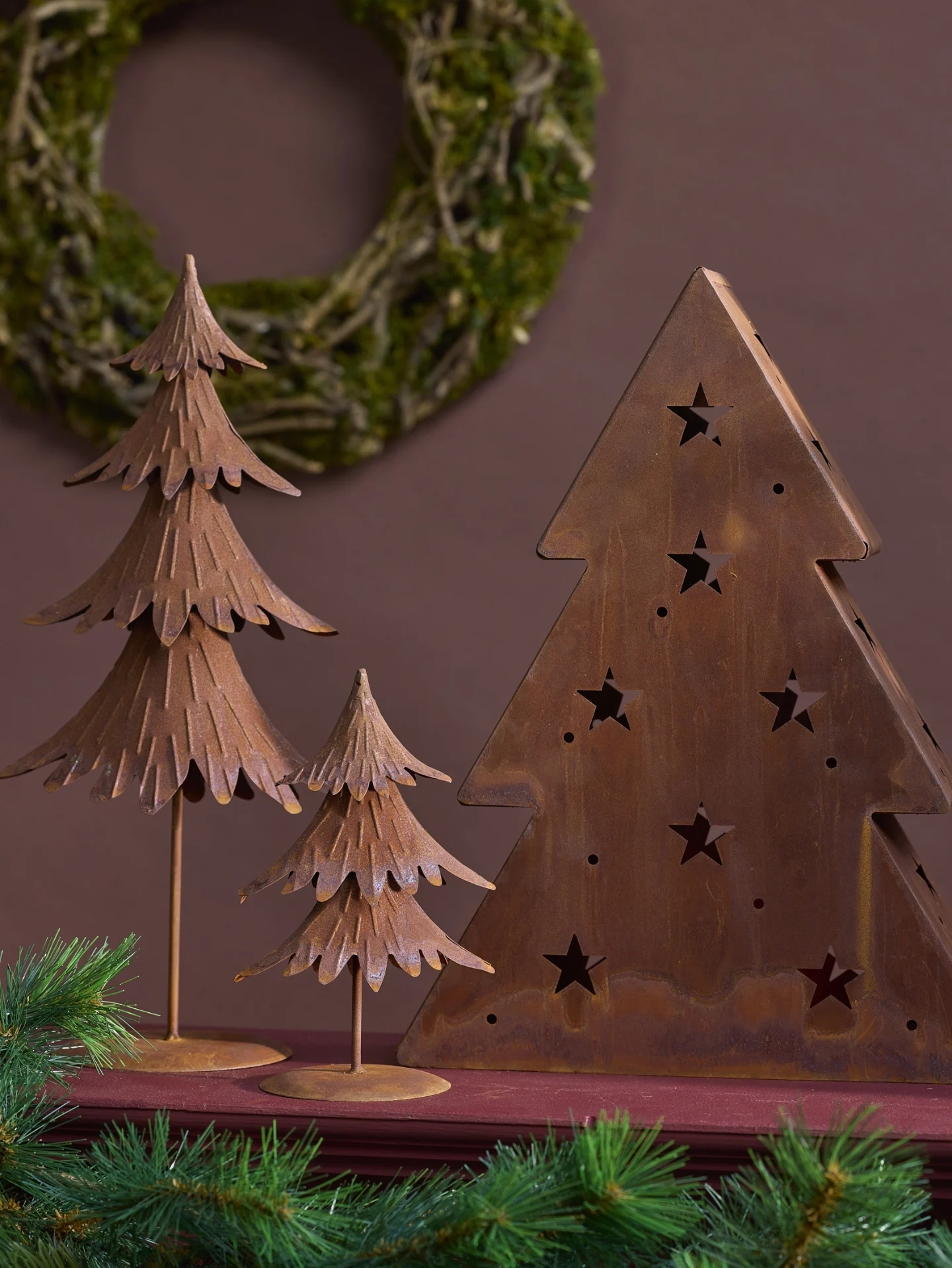 Chocolate-colored Christmas decorations.png