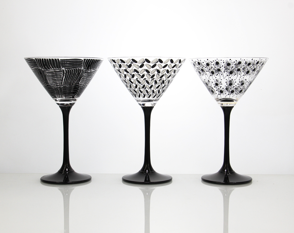 colored stem & base martine glass with full body print JW061